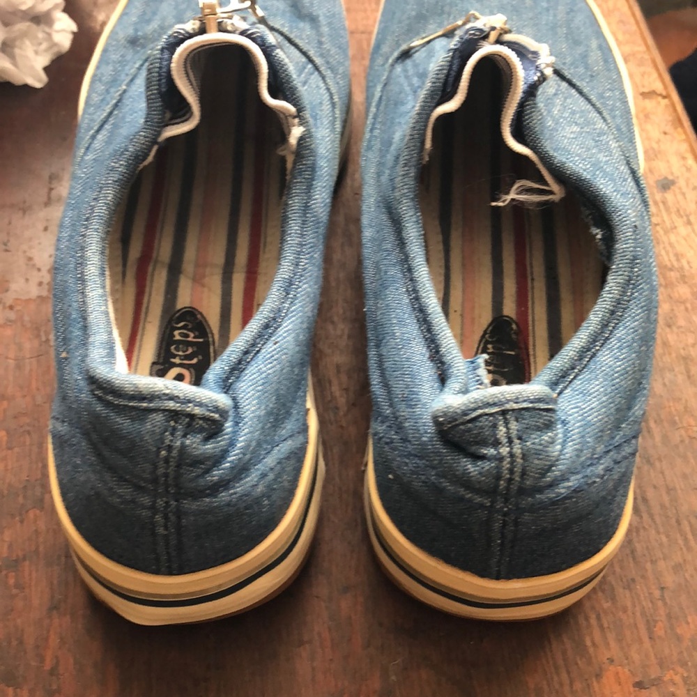 Shoes - Picture 3 of 3